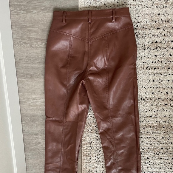 Aritzia Pant Size 4 - Picture 3 of 5